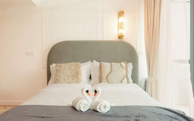 KeyRock Living - Marina Studio Sea View