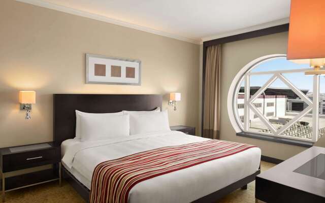 Ramada Plaza by Wyndham Dubai Deira