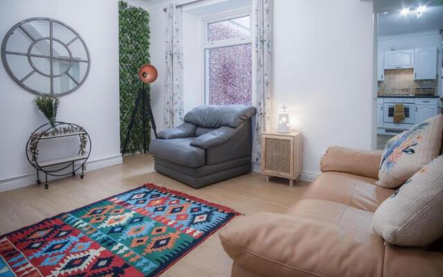 Langland Road - 1 Bedroom Apartment - Mumbles