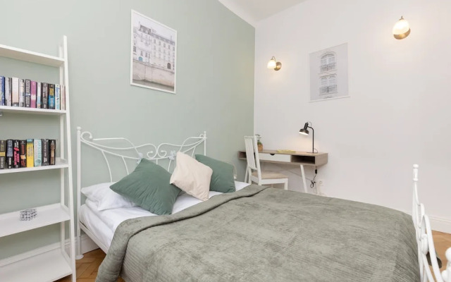 Spacious 2 Bedroom Apartment by Renters