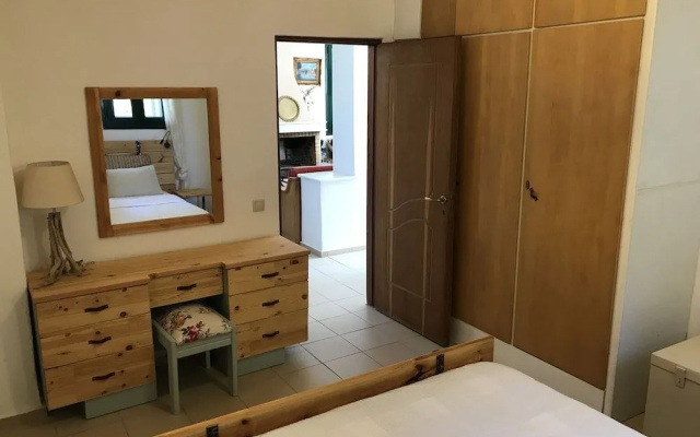 Temenia House