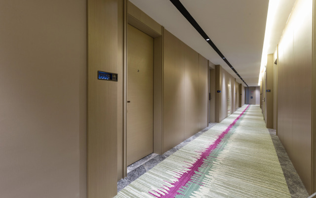 Lavande Hotel (Dongguan Dalang Huawei Songshan Lake Vientiane Hui Branch)