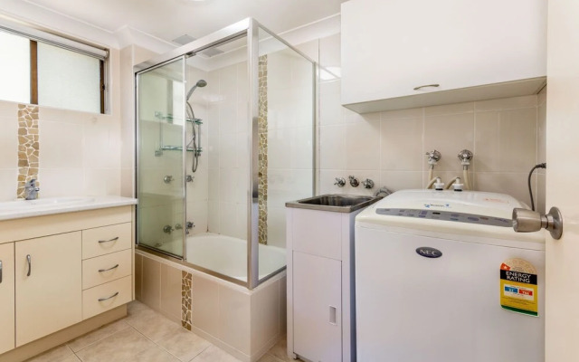 Ground floor, air condtioned apartment!