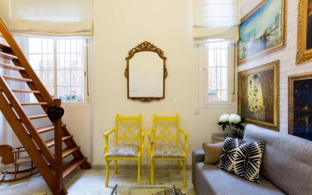 Pretty Duplex In Bohemian District-City Center