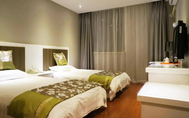 Super 8 Hotel Fu Yang Ying He Xi Lu