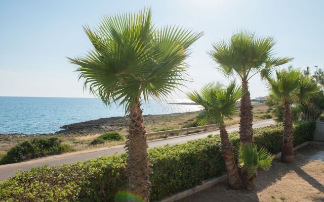 Blu Side Hotel & Residence