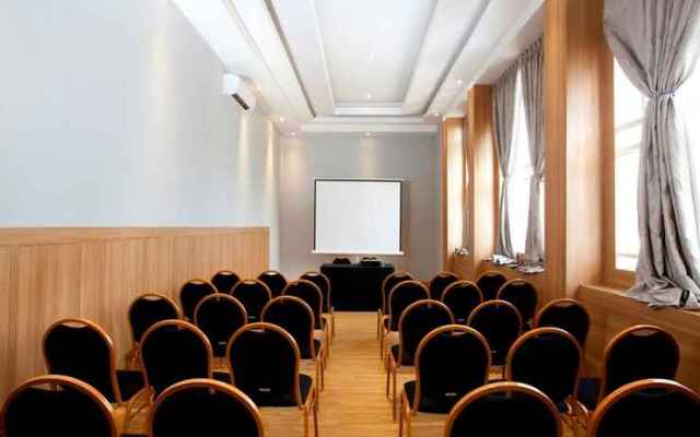 Hotel Omega Karawang