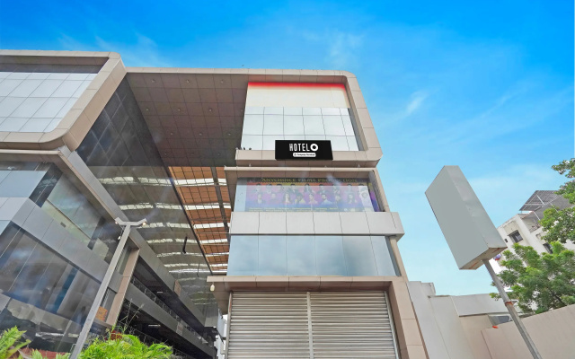 Hotel O Ugat Canal Surat Royal Orbit
