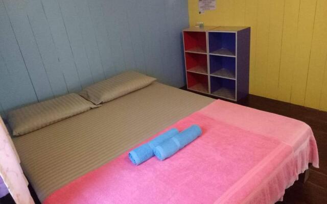 Ta Yai Homestay (ตา ยาย โฮมสเตย์)