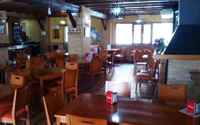Hotel Yeste