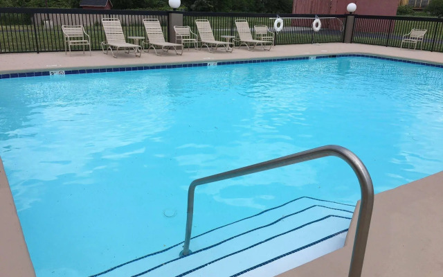 Country Inn & Suites by Radisson, Sandusky South, OH