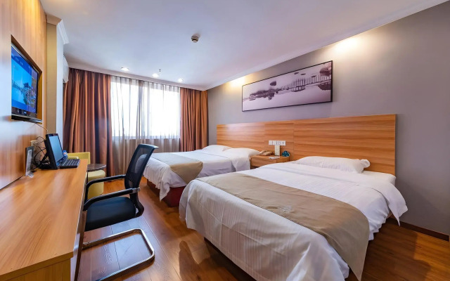 GreenTree Inn Chongqing Shiqiaopu Computer City Light Rail Stine Express Hotel
