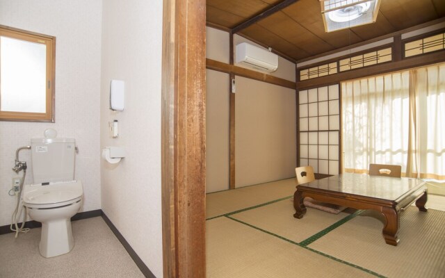 TAWARAYA (Family-Run Japanese Inn)