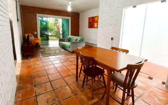 Casa Jardim 5quartos - Churrasqueira e Wi-fi