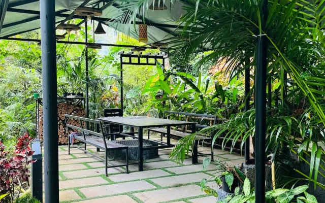 Fab Valley Homestay