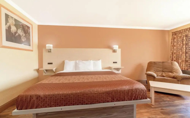 River Valley Motor Inn