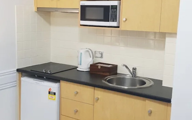 Melbourne Kew Central Apartment Hotel