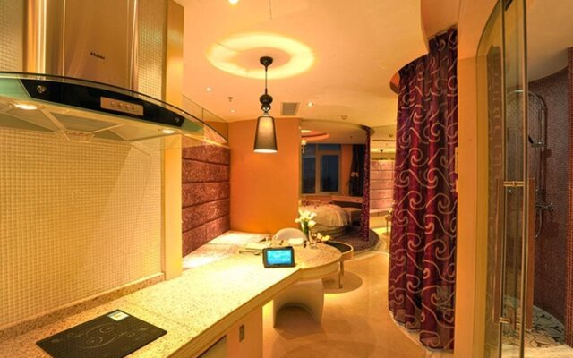 Bailing International Apartment Hotel