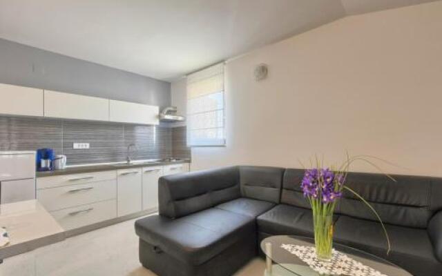Holiday home Stinjan Prilaz Plazina