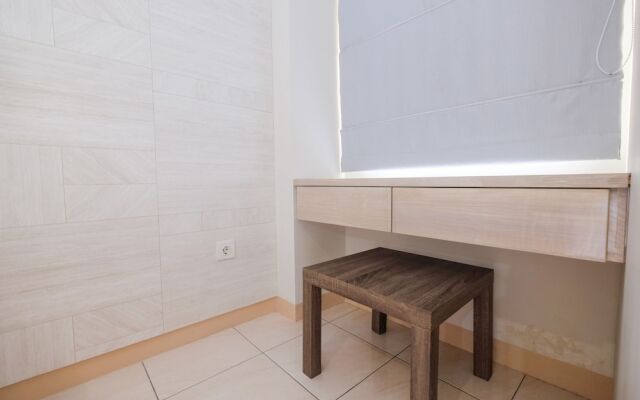 Deluxe Studio Apartment @ Springlake Summarecon