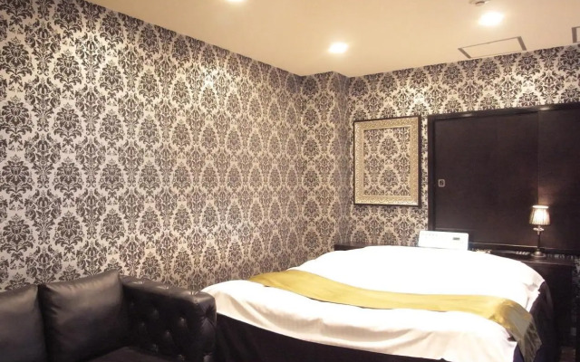 Hotel Carnet – Adults Only