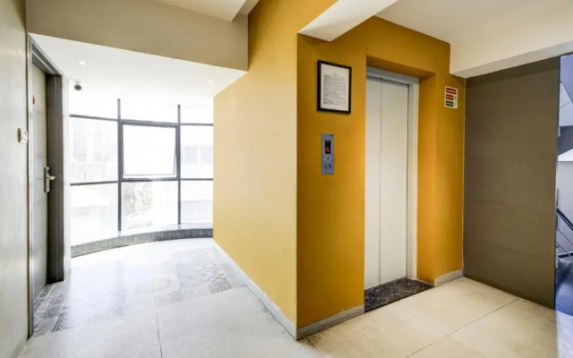 Click Hotel Vadodara