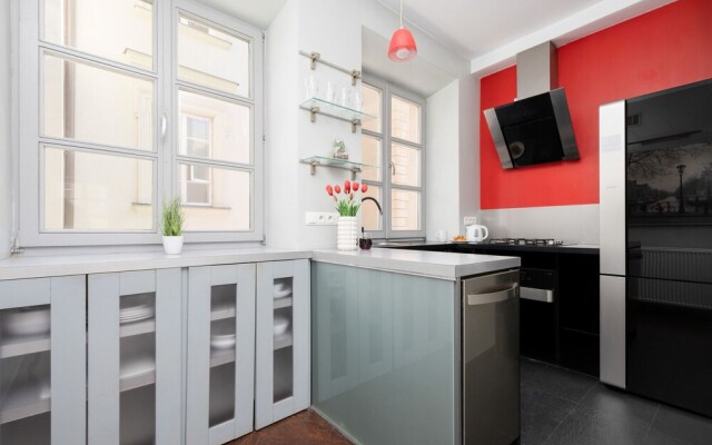 Old Town Apartment Piwna by Renters