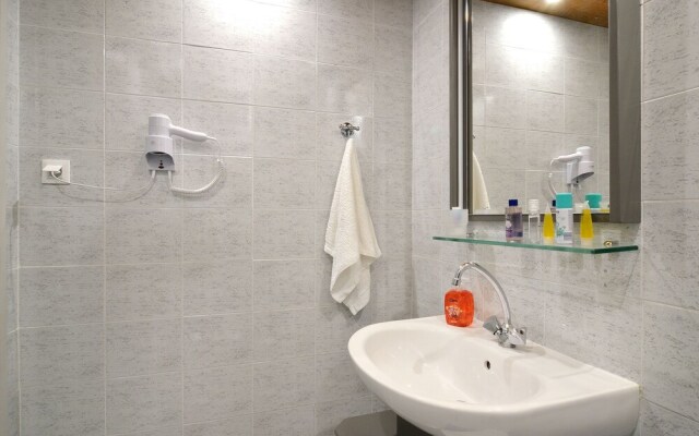 Mythos- Platanias- Hotel -Apts