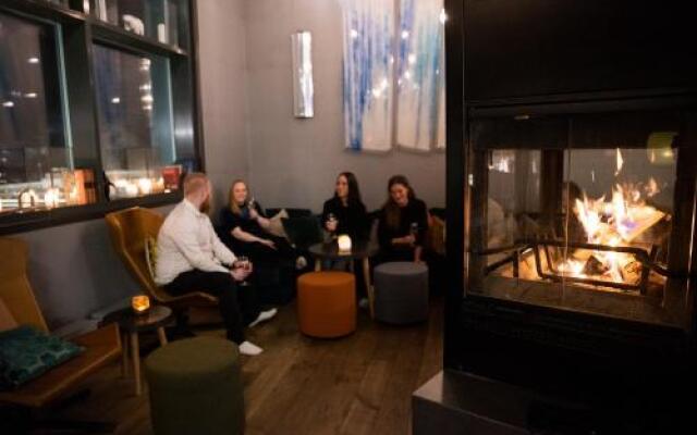 Svalbard Hotell - Polfareren