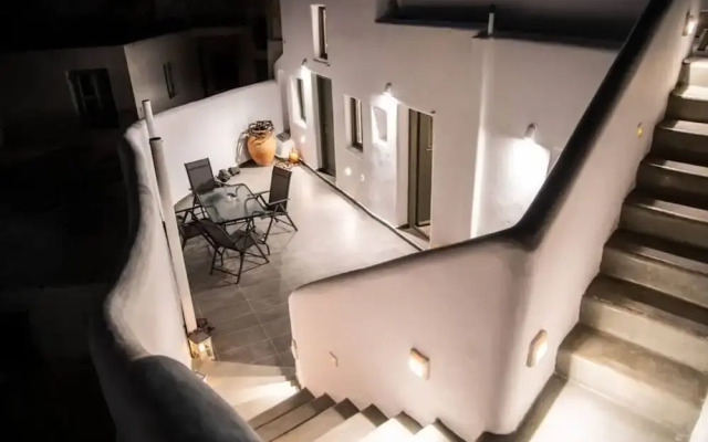 Astrea Suites Feggaropetra Cave House