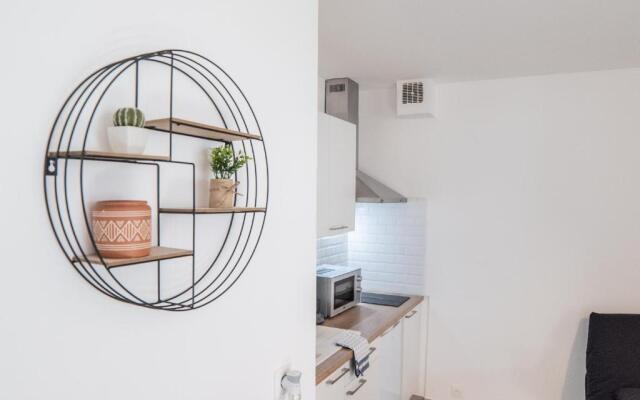 AMAZONE STUDIO CENTRE VILLE PORT 2MIN PLAGE WIFI Commerce