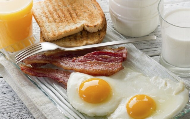 M&G Hostel and Tours