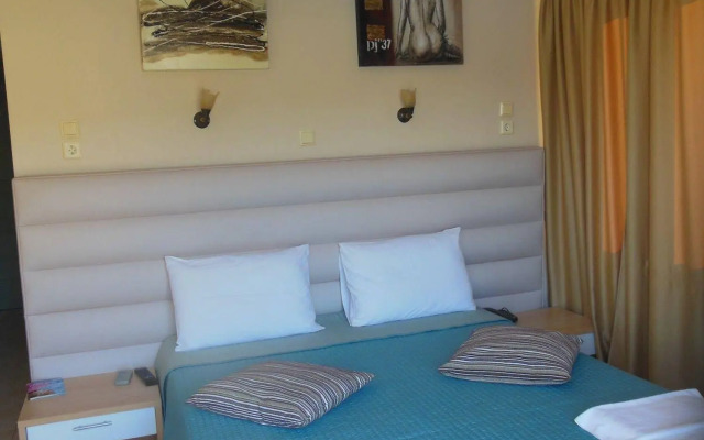 Theano Hotel