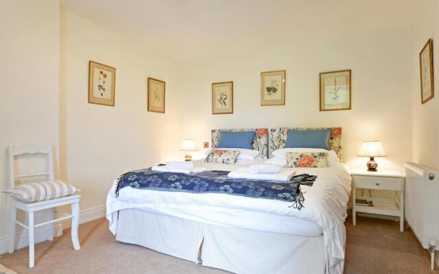 Countryside Escape - The Night Owl