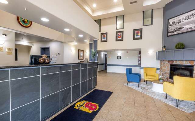 Super 8 by Wyndham Truro NS