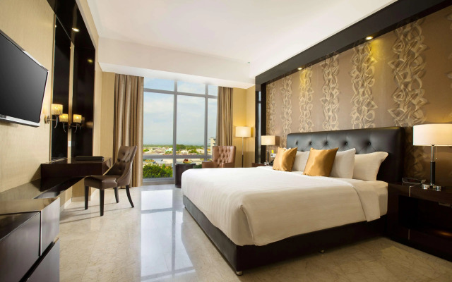 Grand Mercure Solo Baru