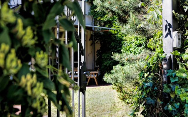 VIU Secret Garden Apartment