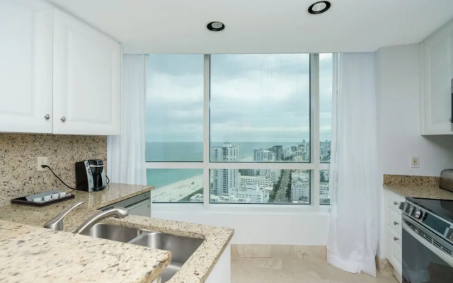 Residences at Fontainebleau Miami