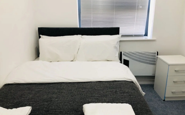 Showcase Apartments - Highcross House Apart Hotel