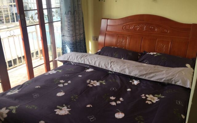 Yatou Backpacker Hostel