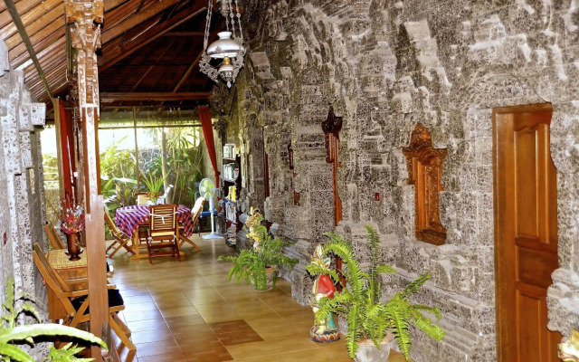 Aahh Bali Bed and Breakfast