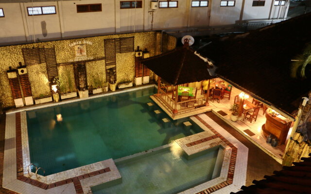The Taman Sari Resort Legian - Hostel