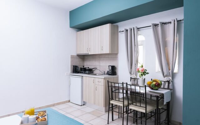 Ermis Luxury Suites & Apartments