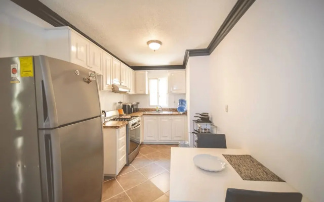 Garden Condos 7 - Central Apartment in Strip!