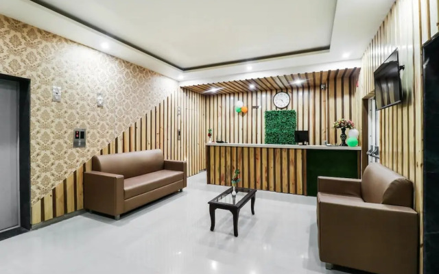 Hotel Grand 81