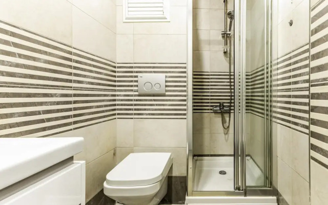 Central and Cozy Flat With Terrace in Sisli