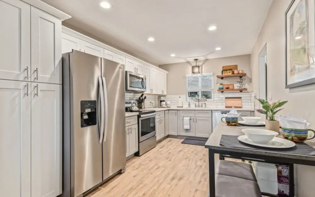Pepper Mesa 4 Bedroom Home by Redawning