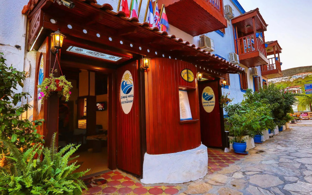 Zinbad Hotel