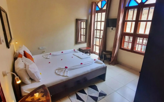 Rumaisa Hotel