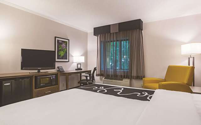 La Quinta Inn & Suites by Wyndham Atlanta Midtown - Buckhead